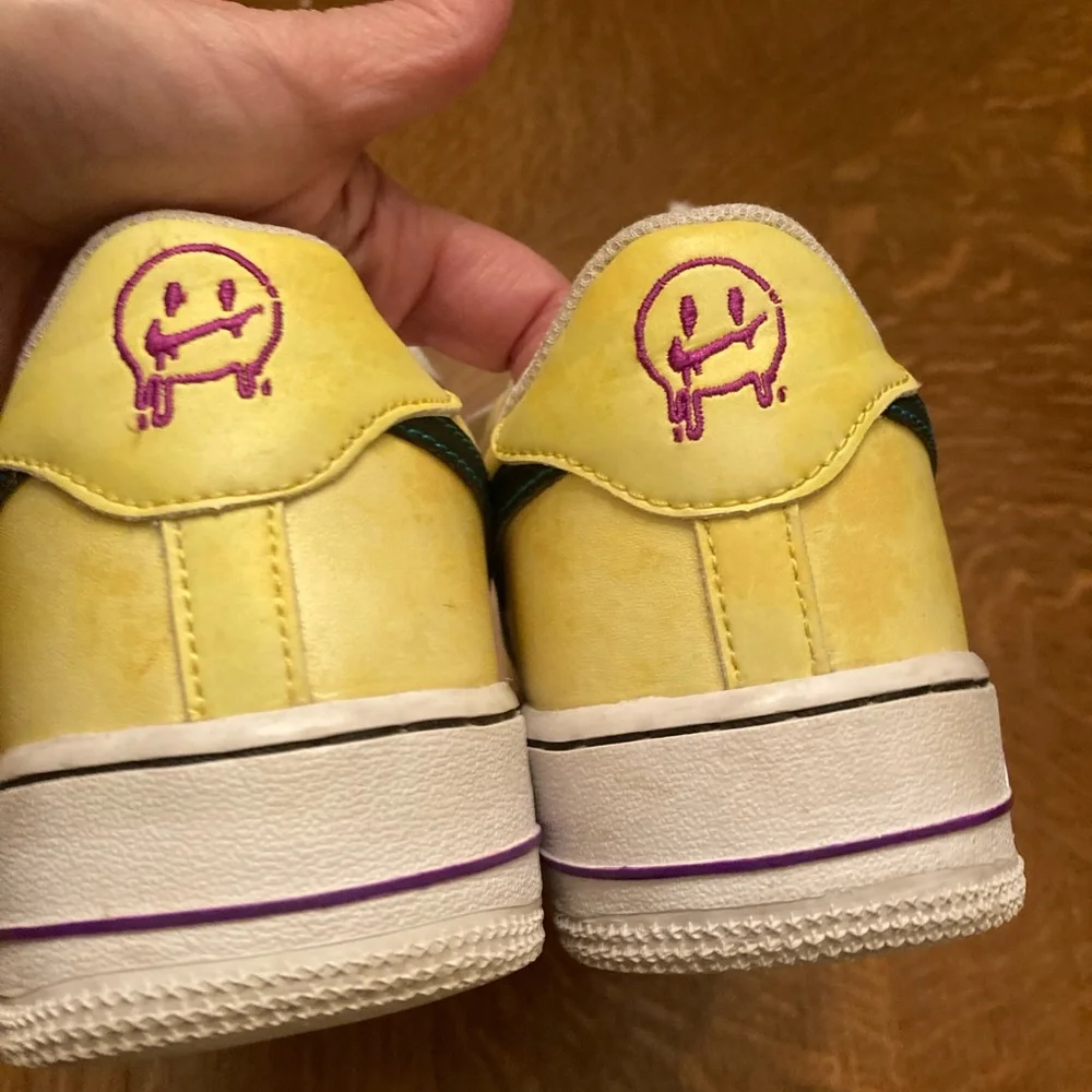 Nike Air Force 1 - Picture 6 of 7